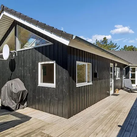 Ilppo - 100m From The Sea By Interhome *
