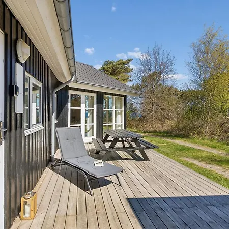Nyaraló Ilppo - 100m From The Sea By Interhome Tjørneholm