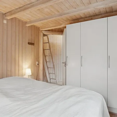 Ilppo - 100m From The Sea By Interhome Nyaraló