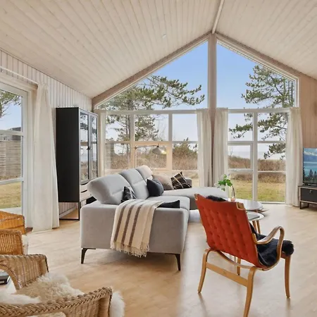 펜션 Ilppo - 100m From The Sea By Interhome *
